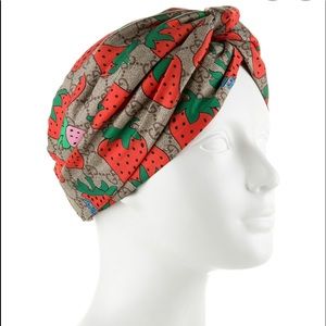 LAST OFFER:Gucci strawberry turban